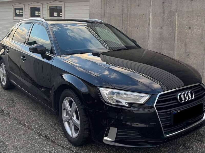 Schwarz Gebraucht 2017 Audi A3 Sportback Kombi | 15.250 € (Fairer Preis) - Bild 1/4