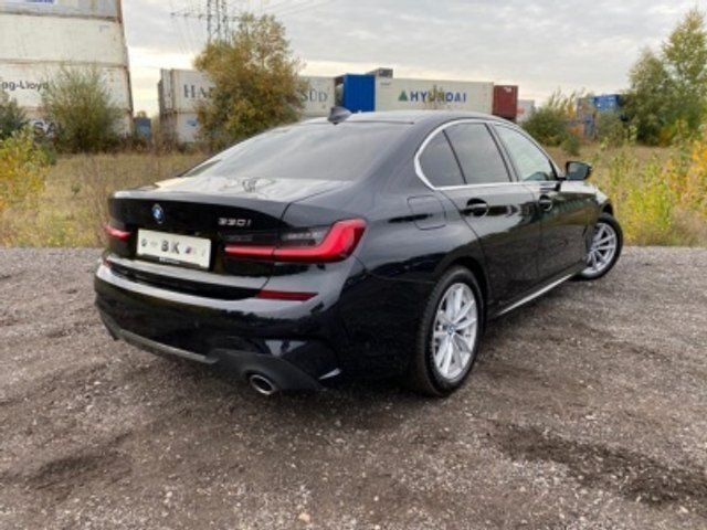 Gebraucht BMW 330 M Sport 258 PS (189 kW) 2020 Schwarz metallic Limousine