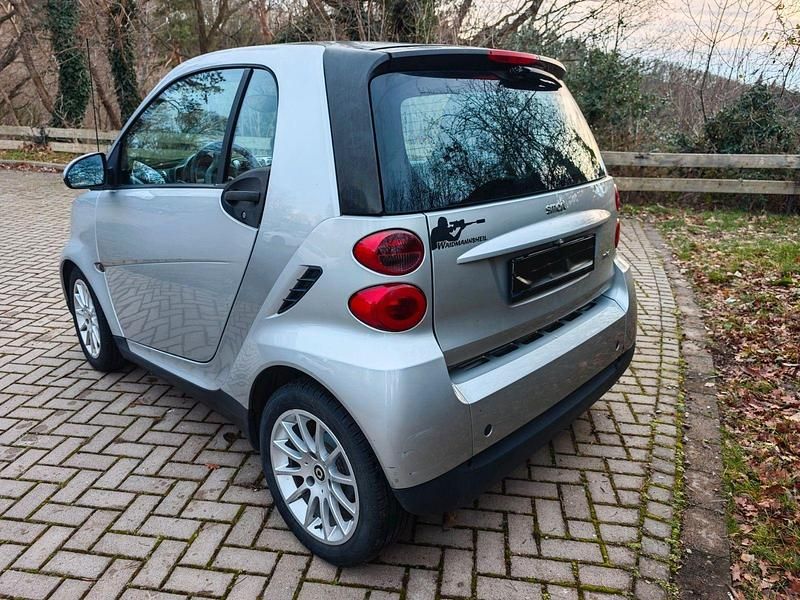 Gebraucht Smart ForTwo Coupé 71 PS (52 kW) 2009 Silber Coupé