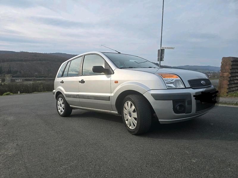 Gebraucht Ford Fusion 85 PS (62 kW) 2009 Silber Kleinwagen