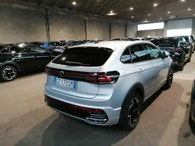 Gebraucht VW Taigo R-line 116 PS (85 kW) 2025 Silber SUV