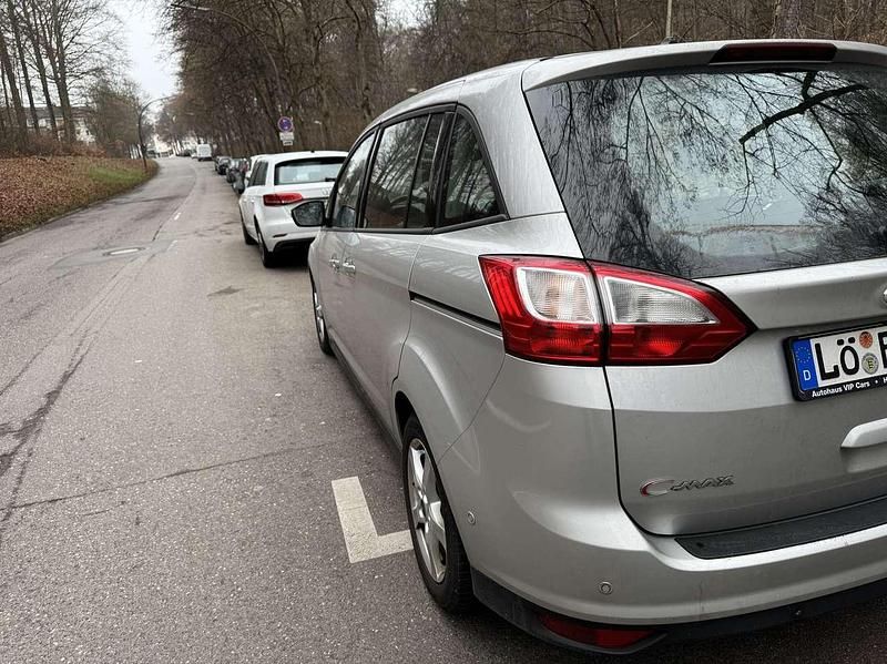 Second-hand Ford C-MAX Trend 120 CP (88 kW) 2018 Monovolum