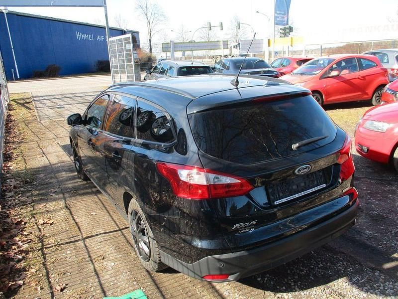 Gebraucht Ford Focus SYNC Edition 101 PS (74 kW) 2013 Other Kombi