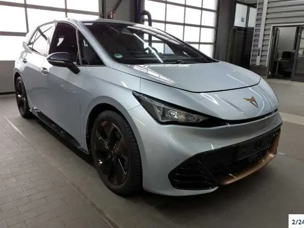 Gebraucht Cupra Born 150 kW (204 PS) 2024 Silber Kleinwagen