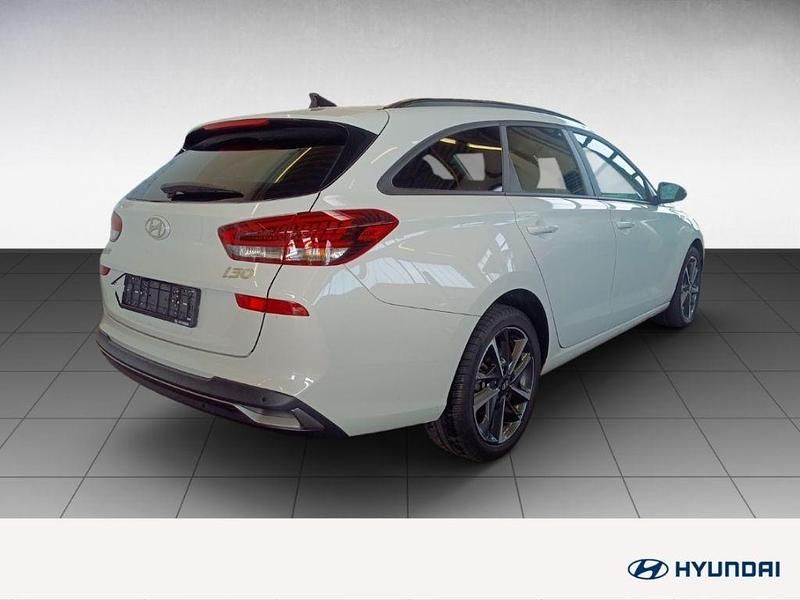 Gebraucht Hyundai i30 Advantage 101 PS (74 kW) 2024 Weiss Kombi