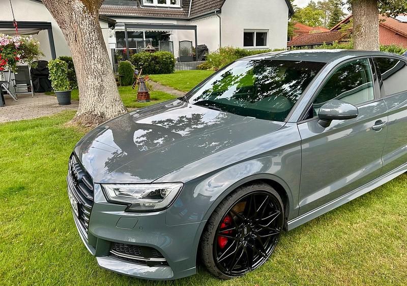 Gebraucht Audi S3 310 PS (228 kW) 2017 Grau Limousine