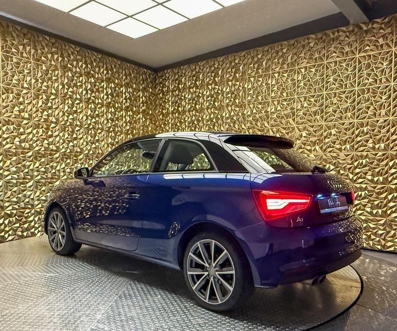 Gebraucht Audi A1 Sport 125 PS (91 kW) 2015 Blau Kleinwagen