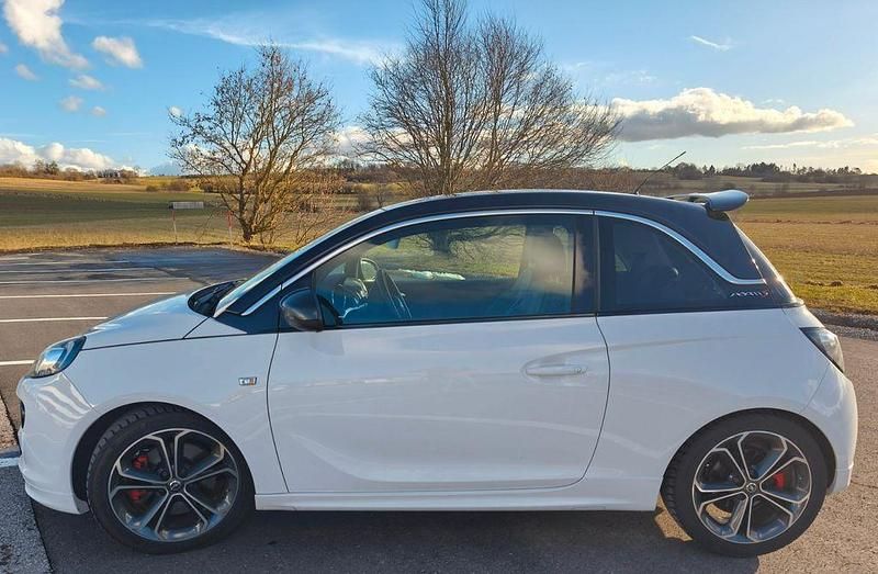 Gebraucht Opel Adam S 150 PS (110 kW) 2015 Weiß Kleinwagen