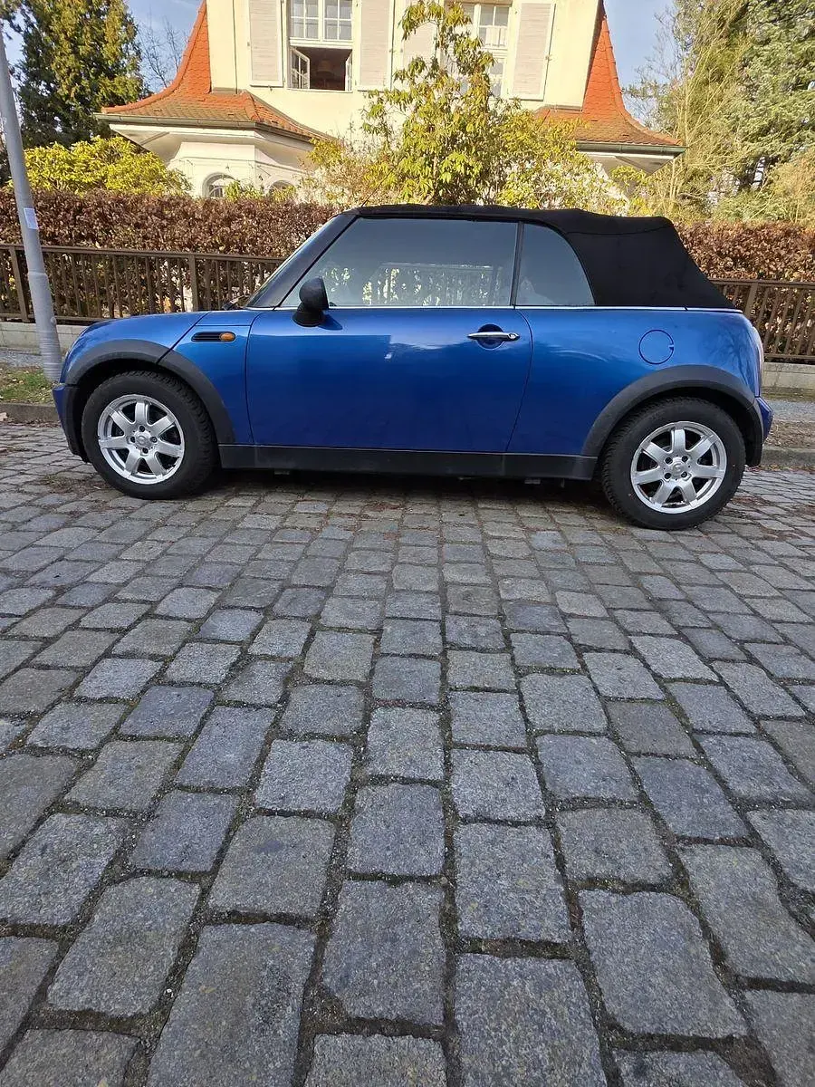 Käytetty Mini One Cabriolet 90 HP (66 kW) 2006 Sininen Avoauto