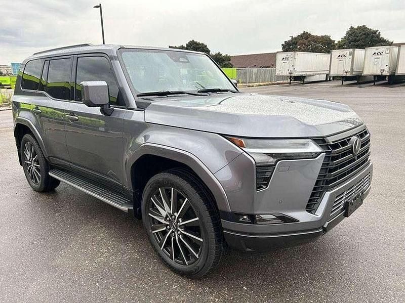 Titanium grey metallic Neu 2025 Lexus GX550 SUV | 155.110 € - Bild 1/4