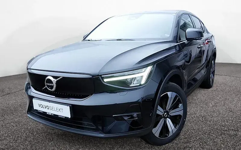 Używany Volvo EC40 Ultimate 300 kW (408 KM) 2022 Czarny SUV