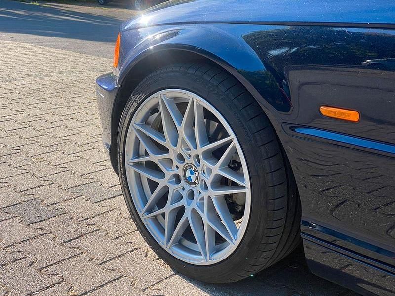 Gebraucht BMW 320 Cabriolet 170 PS (125 kW) 2002 Blau Cabrio