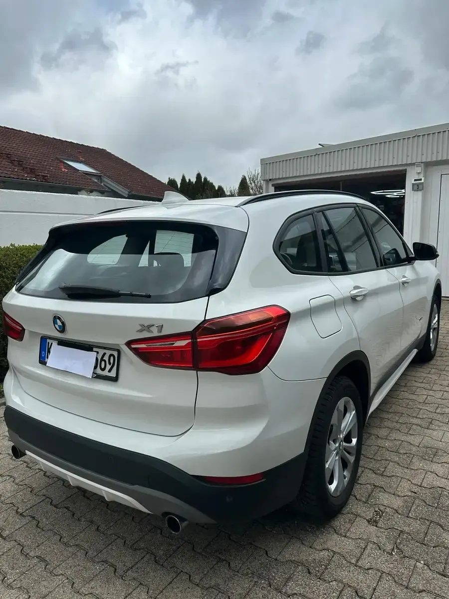 Gebraucht BMW X1 192 PS (141 kW) 2017 Weiß SUV