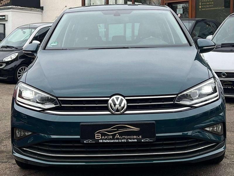Gebraucht VW Golf Sportsvan Highline 150 PS (110 kW) 2017 Pfauengrün metallic Van / Kleinbus