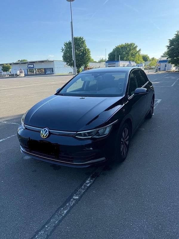 Schwarz Gebraucht 2023 VW Golf Limousine | 21.500 € (Superpreis) - Bild 1/4