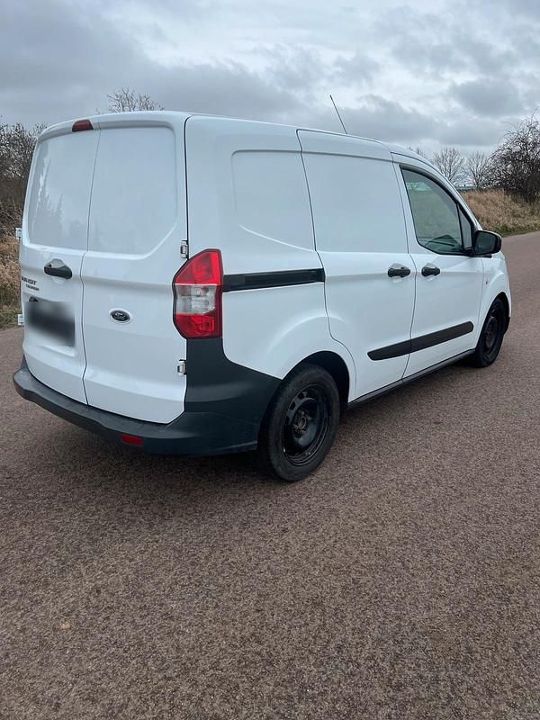 Gebraucht Ford Transit 101 PS (74 kW) 2021 Weiß Van / Kleinbus