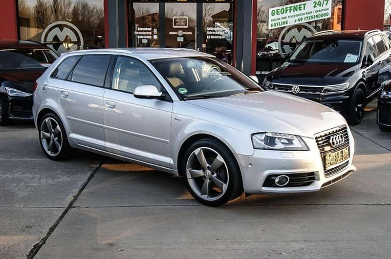 Gebraucht Audi A3 S-Line 140 PS (102 kW) 2011 Eissilber Kleinwagen