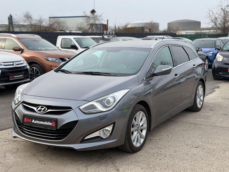 Gebraucht Hyundai i40 177 PS (130 kW) 2012 Grau Kombi
