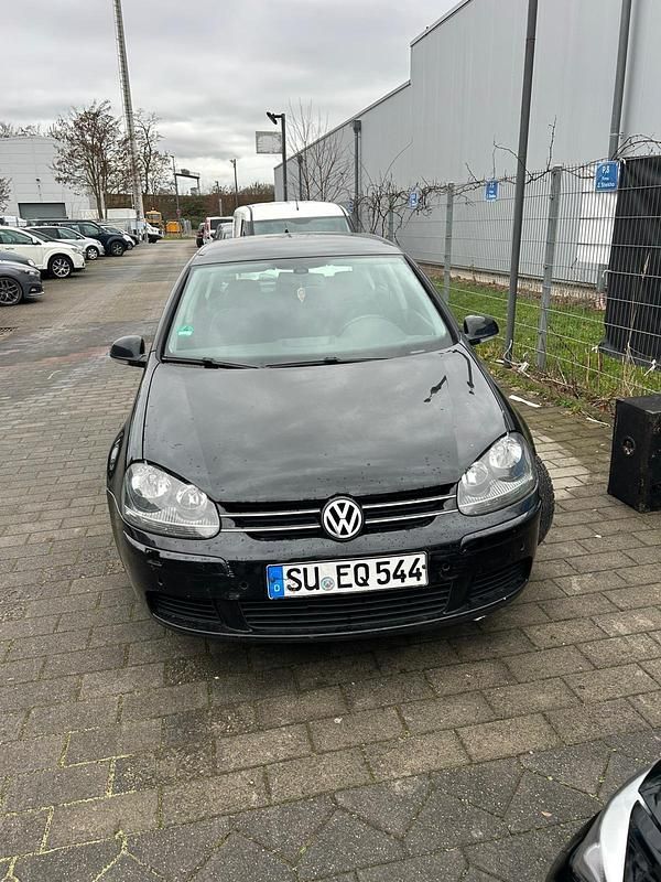 Gebraucht VW Golf V 105 PS (77 kW) 2008 Schwarz Kleinwagen