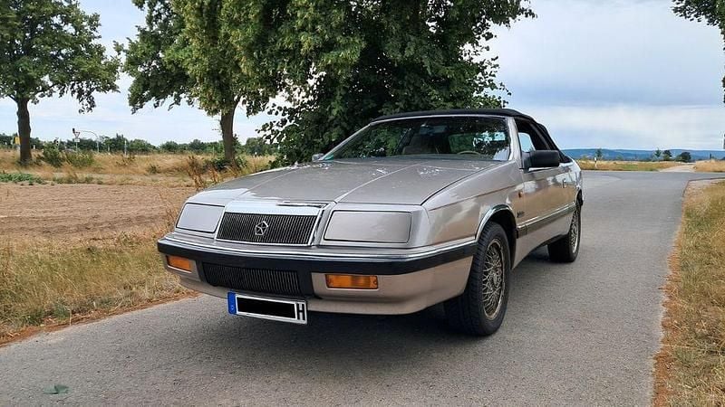 Gebraucht Chrysler Le Baron 145 PS (106 kW) 1989 Beige Cabrio