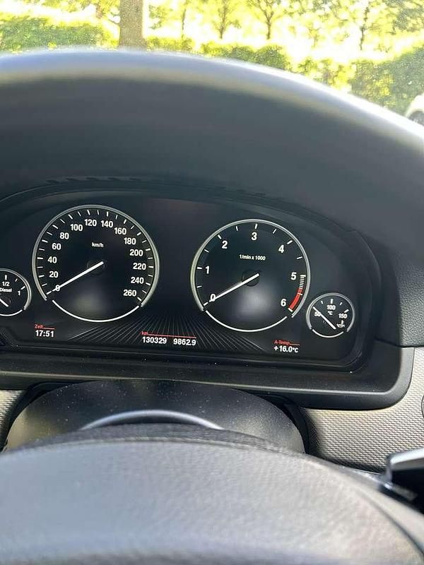 Gebraucht BMW 520 M Sport 184 PS (135 kW) 2013 Weiß Limousine