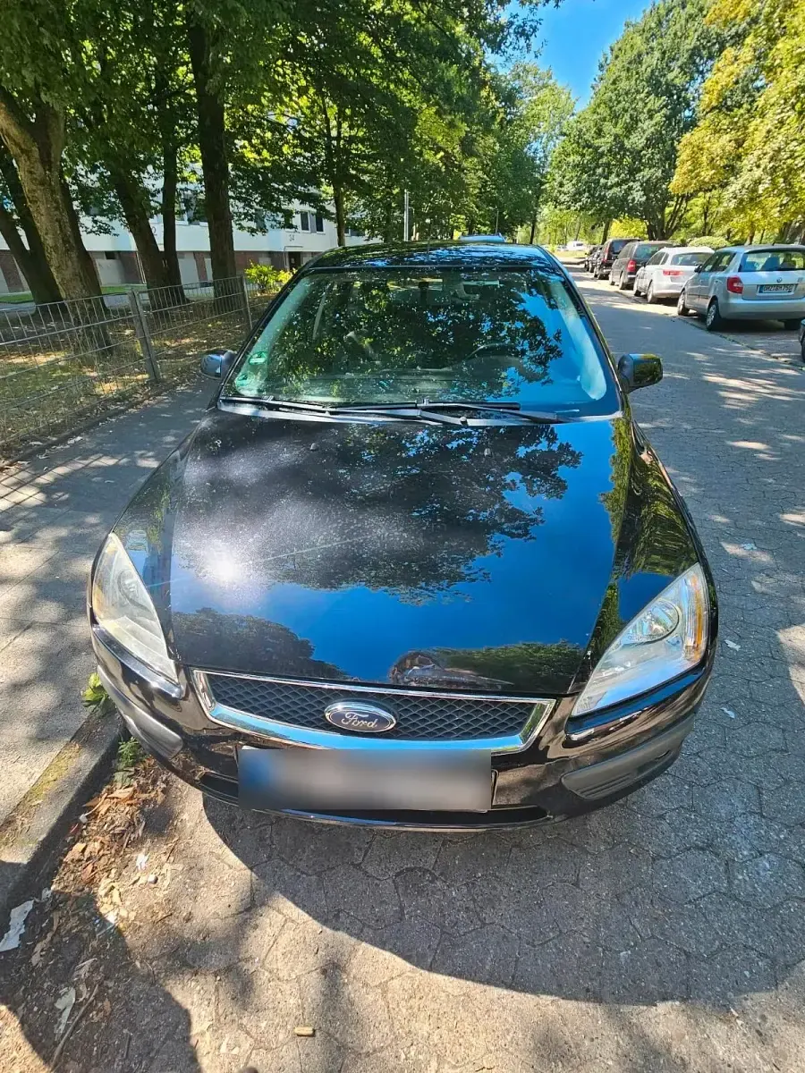 Gebraucht Ford Focus 101 PS (74 kW) 2007 Schwarz Kombi