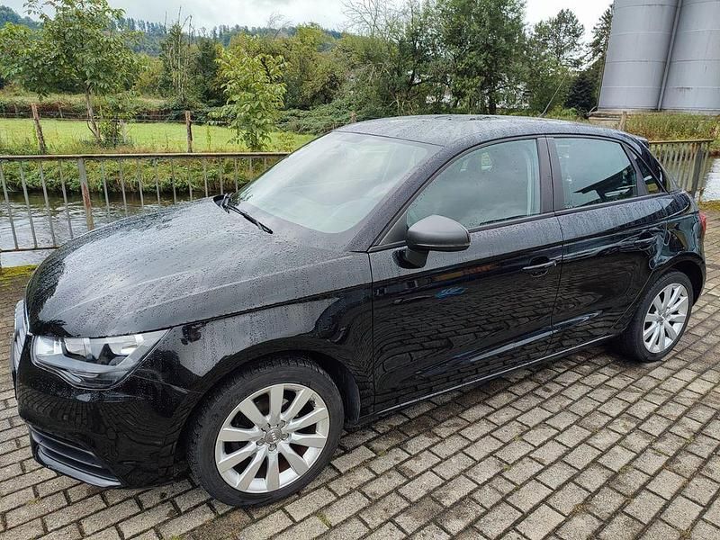 Schwarz Gebraucht 2012 Audi A1 Sportback Kleinwagen | 6.900 € (Fairer Preis) - Bild 1/4