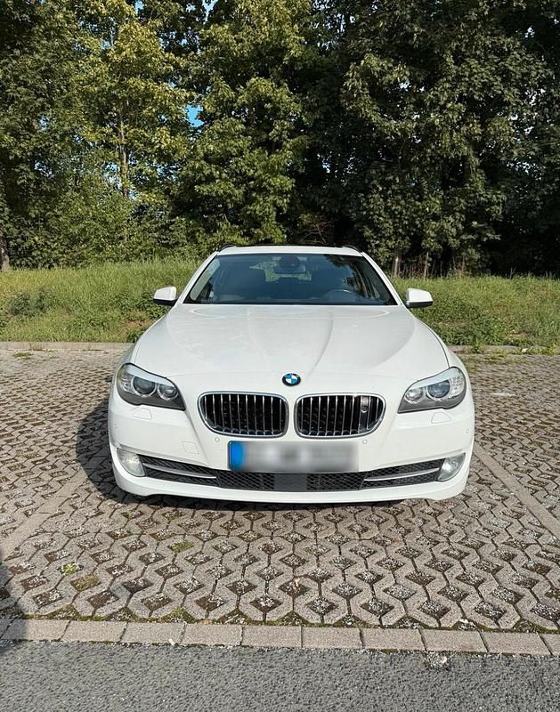 Gebraucht BMW 520 2010 Weiß Kombi