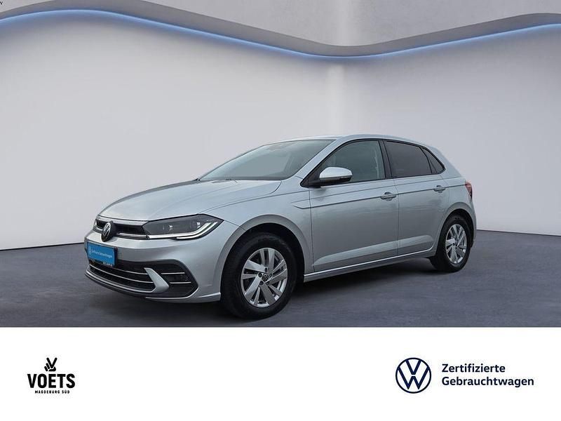 Silber Gebraucht 2024 VW Polo Style Limousine | 18.980 € (Superpreis) - Bild 1/4