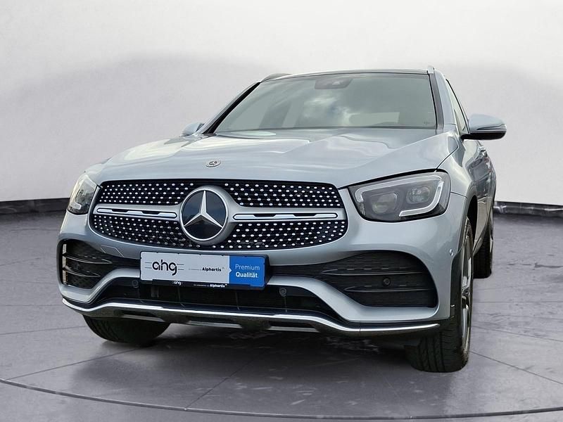 Silber Gebraucht 2021 Mercedes GLC300 AMG line SUV | 32.690 € (Fairer Preis) - Bild 1/4