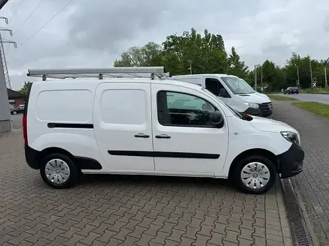 Gebraucht Mercedes Citan 111 110 PS (80 kW) 2019 Weiß Van / Kleinbus