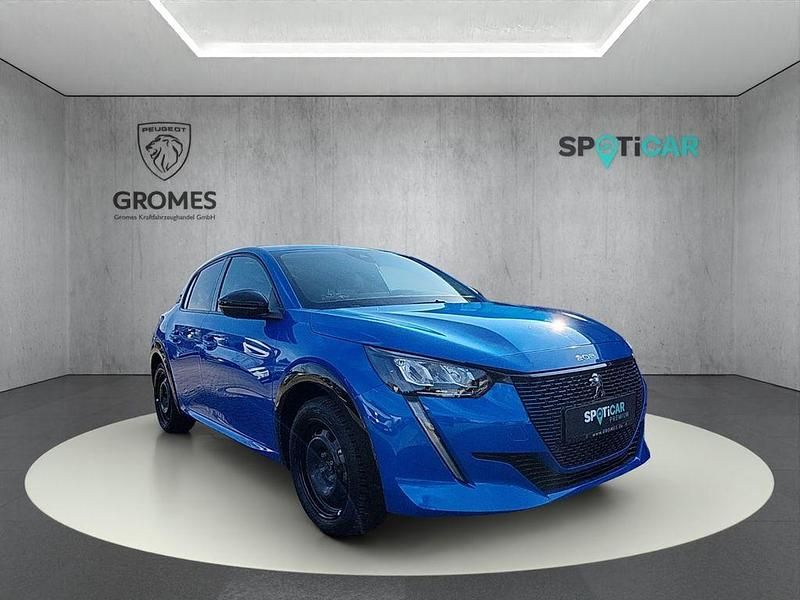 Gebraucht Peugeot e-208 Allure 100 kW (136 PS) 2023 Blau Kleinwagen