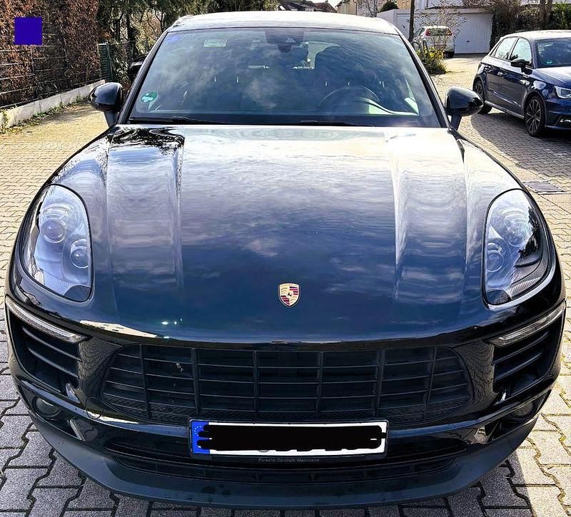 Schwarz Gebraucht 2018 Porsche Macan SUV | 40.800 € (Superpreis) - Bild 1/4