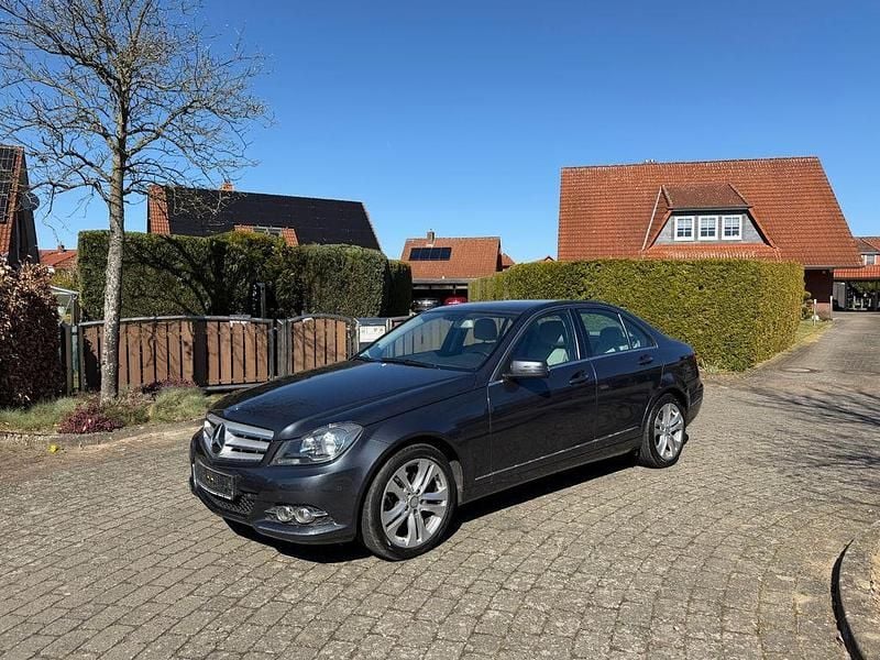 Gebraucht Mercedes C220 170 PS (125 kW) 2013 Grau Limousine