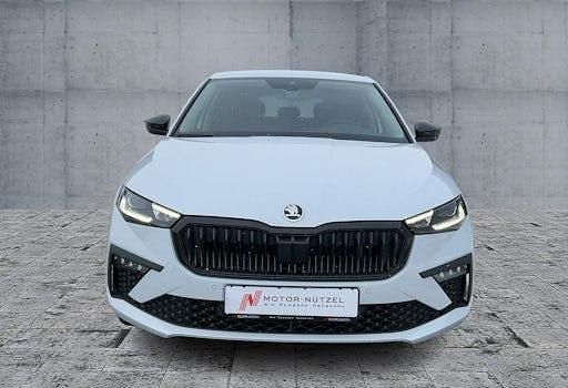 Neu Skoda Scala Selection 150 PS (110 kW) 2026 Weiß Kleinwagen