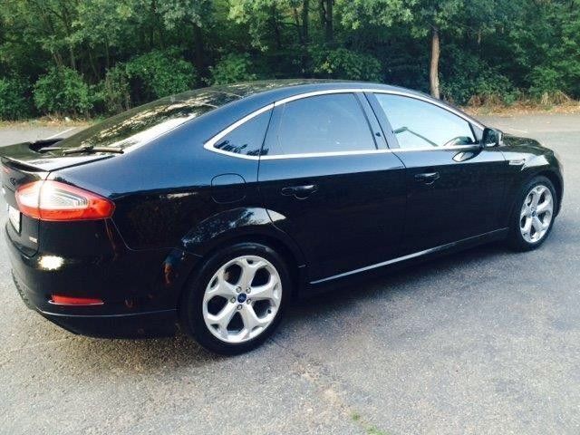 Gebraucht Ford Mondeo Titanium S 140 PS (102 kW) 2011 Schwarz Limousine
