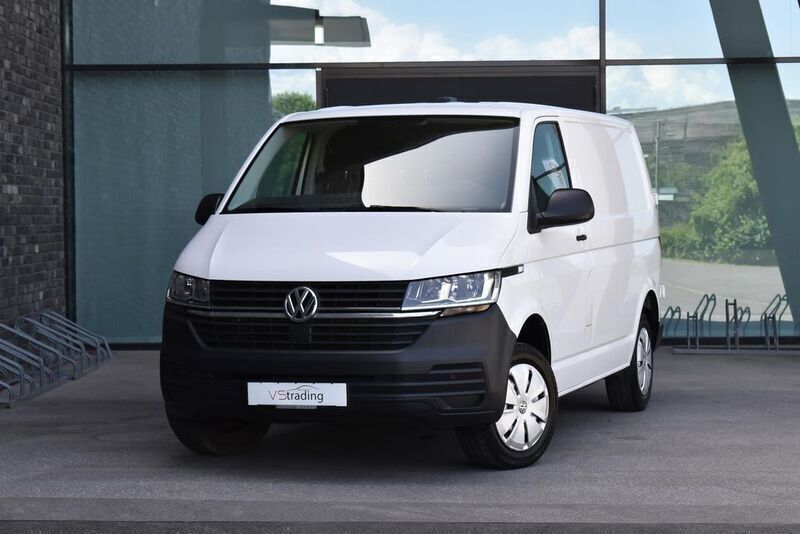 Gebraucht VW T6.1 150 PS (110 kW) 2021 Weiß Van