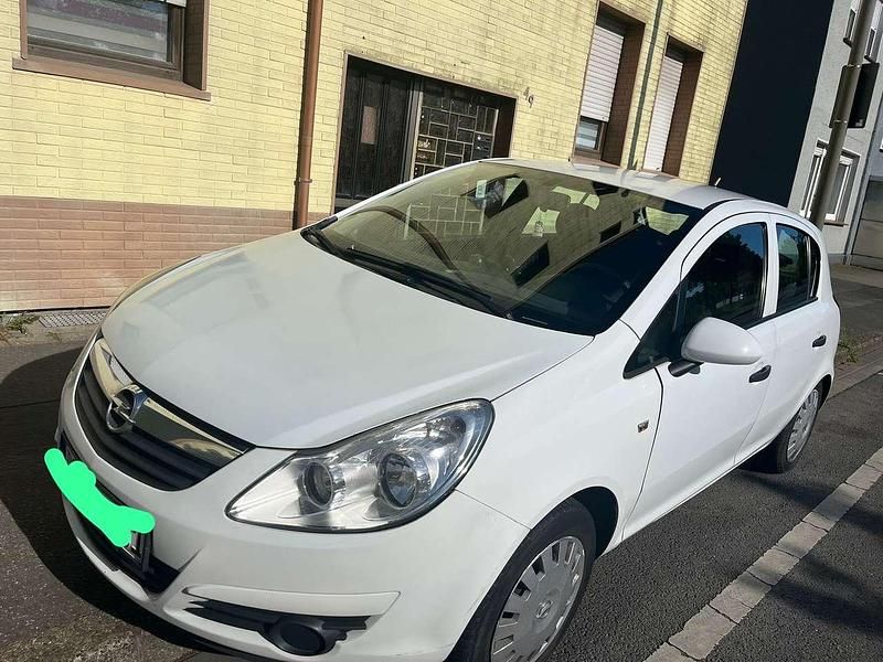 Weiß Gebraucht 2009 Opel Corsa Kleinwagen | 3.300 € (Fairer Preis) - Bild 1/4