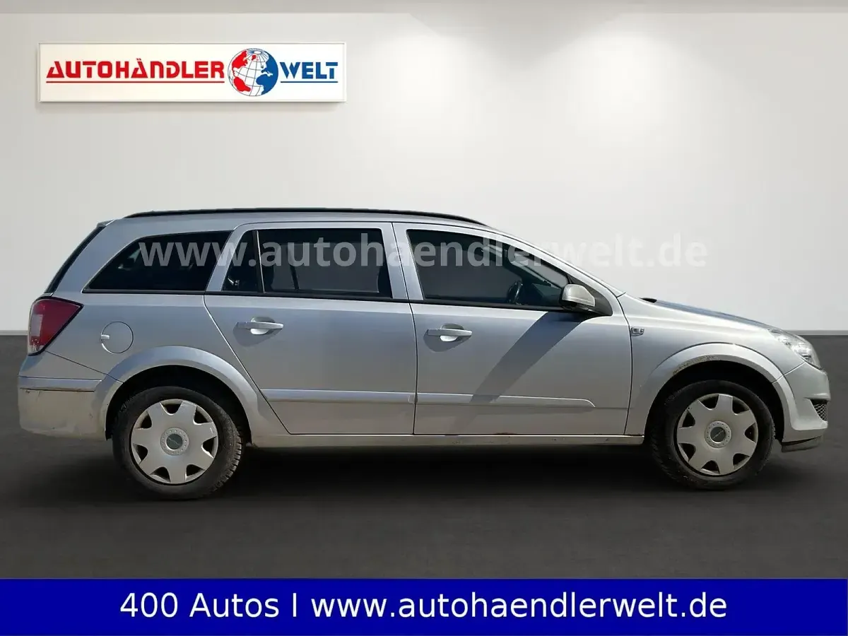 Gebraucht Opel Astra Basis 116 PS (85 kW) 2008 Silber Kombi