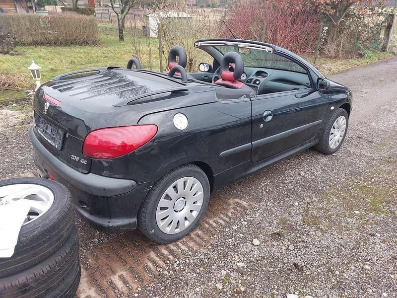 Gebraucht Peugeot 206 CC Platinum 136 PS (100 kW) 2001 Schwarz Cabrio