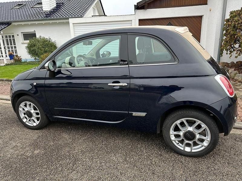 Blau Gebraucht 2011 Fiat 500C Lounge Cabrio | 5.300 € (Fairer Preis) - Bild 1/4