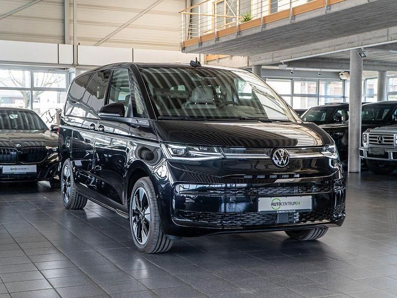 Neu VW Multivan Style 150 PS (110 kW) 2026 Schwarz Van