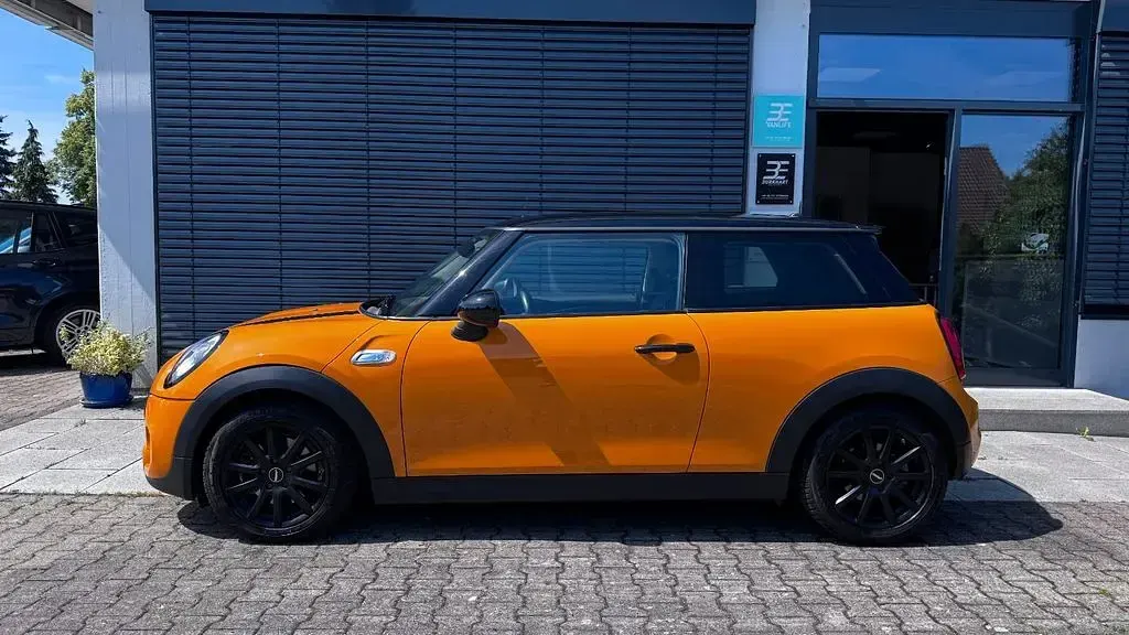 Gebraucht Mini Cooper S 192 PS (141 kW) 2014 Volcanic orange Kleinwagen