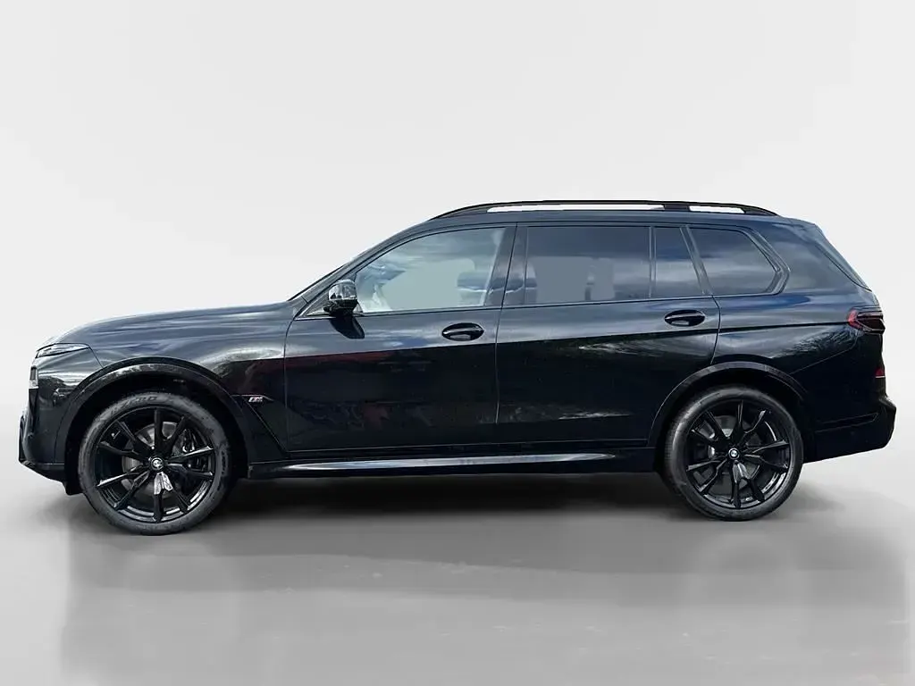 Neu BMW X7 M Sport 530 PS (389 kW) 2026 Schwarz SUV