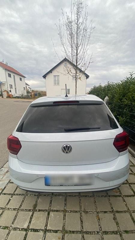 Weiß Gebraucht 2019 VW Polo Highline Kleinwagen | 8.600 € (Superpreis) - Bild 1/4