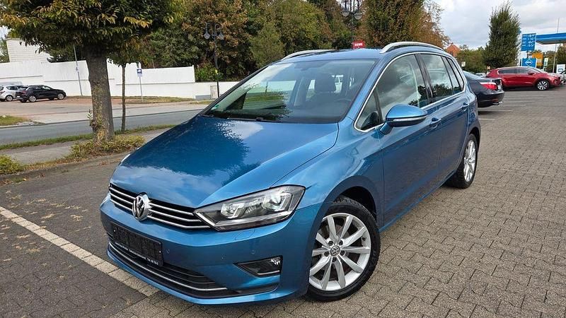Blau Gebraucht 2016 VW Golf VII Highline Limousine | 13.499 € (Guter Preis) - Bild 1/4