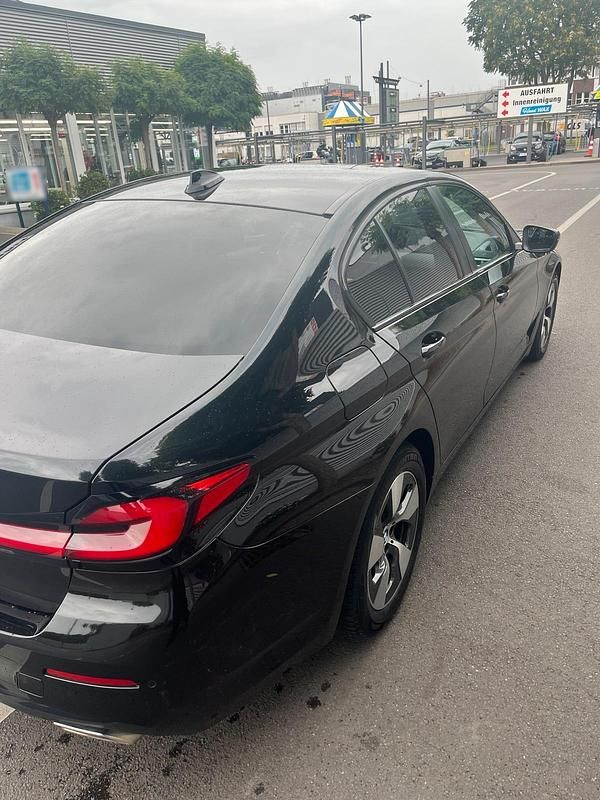 Gebraucht BMW 520 190 PS (139 kW) 2020 Schwarz Limousine
