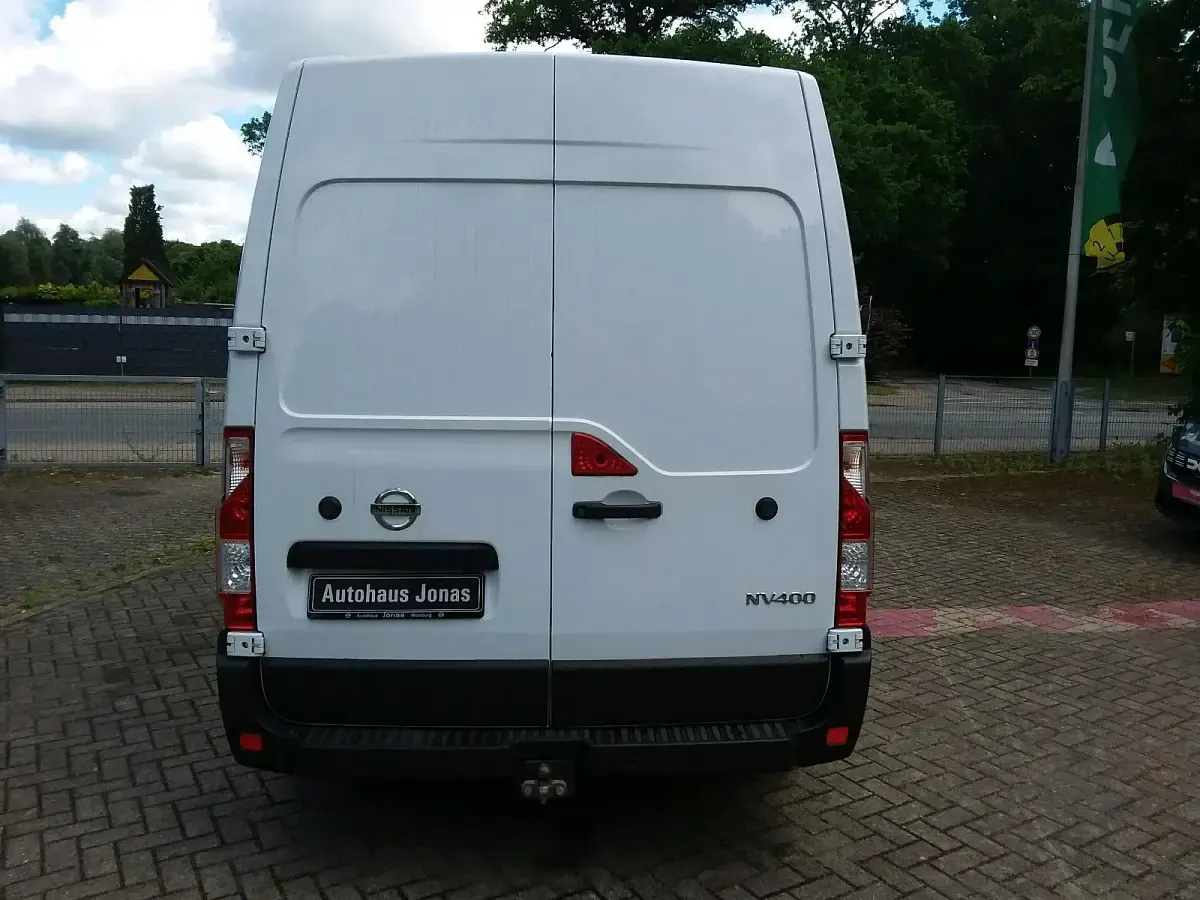 Gebraucht Nissan NV400 180 PS (132 kW) 2022 Weiß Van