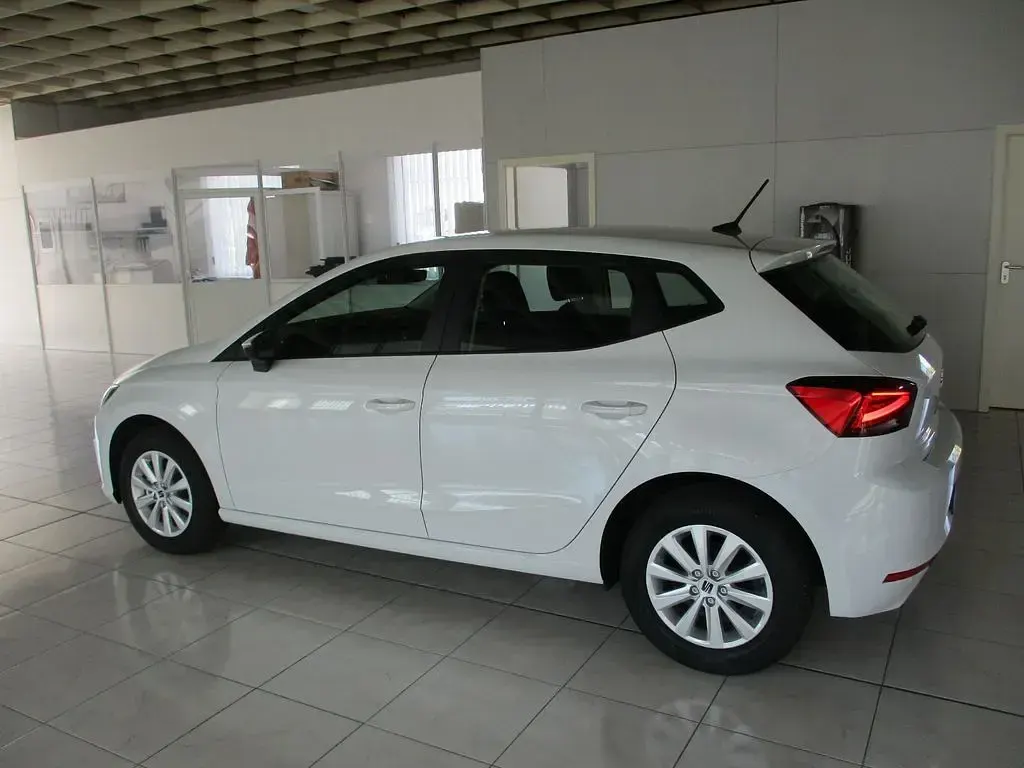 Neu Seat Ibiza Reference 80 PS (58 kW) 2026 Weiß Kleinwagen