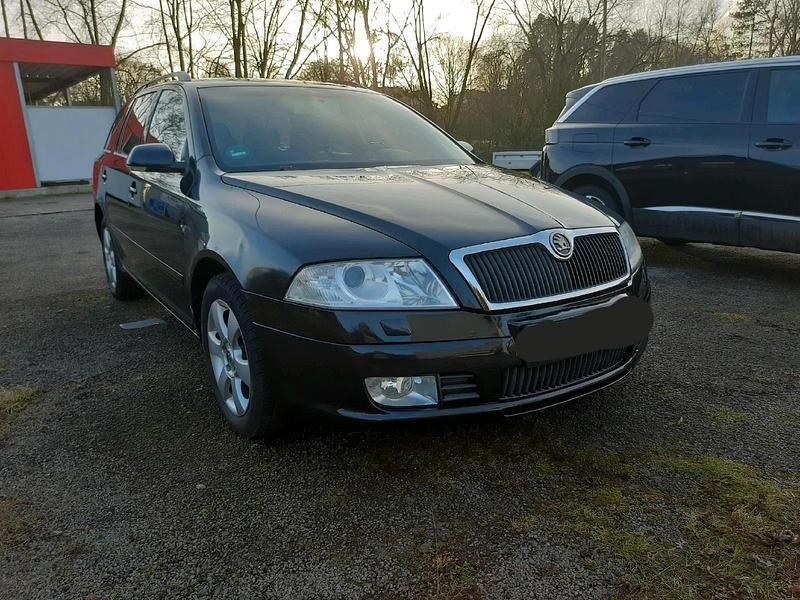 Gebraucht Skoda Octavia Sport 160 PS (117 kW) 2008 Schwarz Kombi